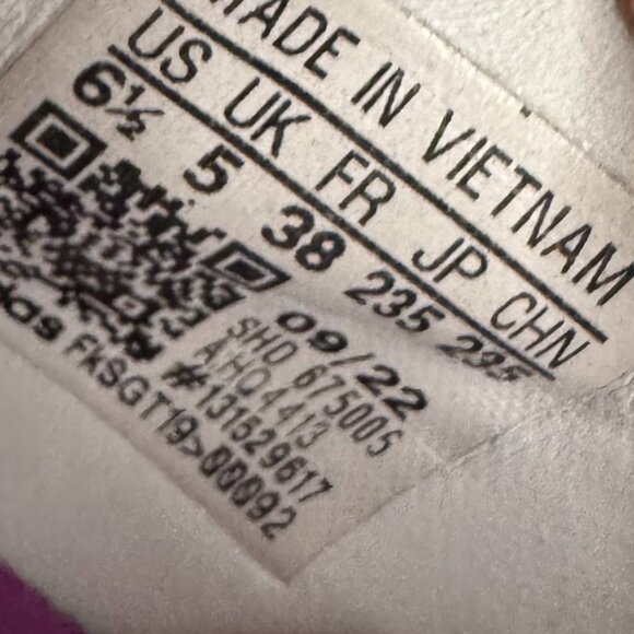 🔥 Adidas Gazelle Shock Purple Suede Women’s 6.5 Iconic Retro Streetwear Sneaker - Picture 13 of 13